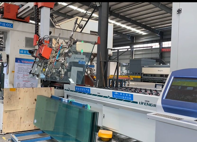 SWAN GLASS CO.,LTD خط إنتاج المصنع